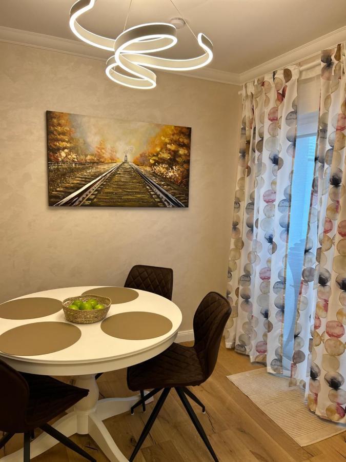 Fewo By Hd Mit Parkplatz, Wallbox, Wintergarten Bad Salzuflen Exteriér fotografie